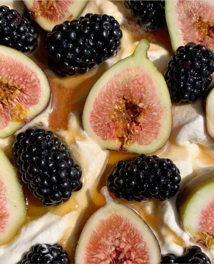 Organic Berry Fusion: Rural Harvest Delight